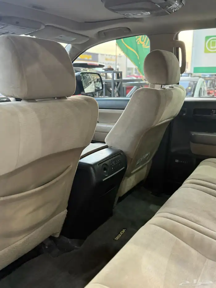 تويوتا - سكويا - 2014 - فل كامل - دبل 10