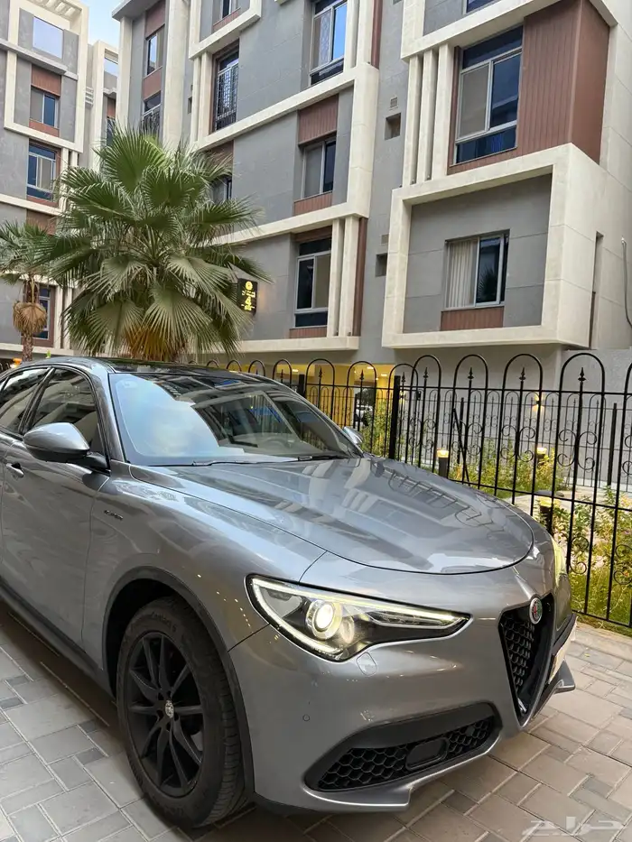 ألفا روميو ستليفو سوبر 2020 مخزن 5
