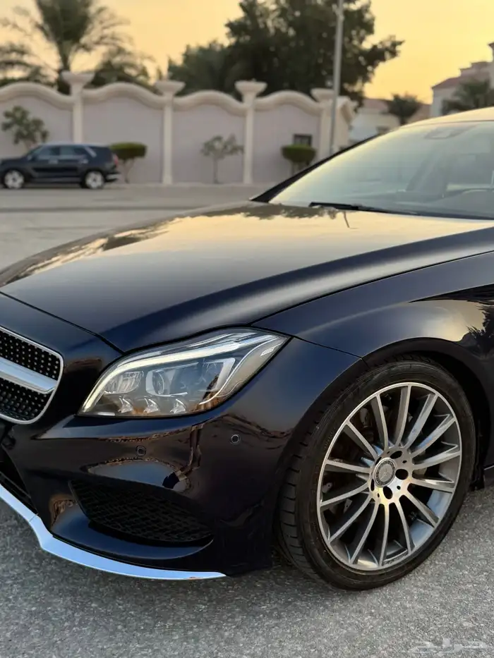 للبيع مرسيدس CLS 400 AMG مخزن 1