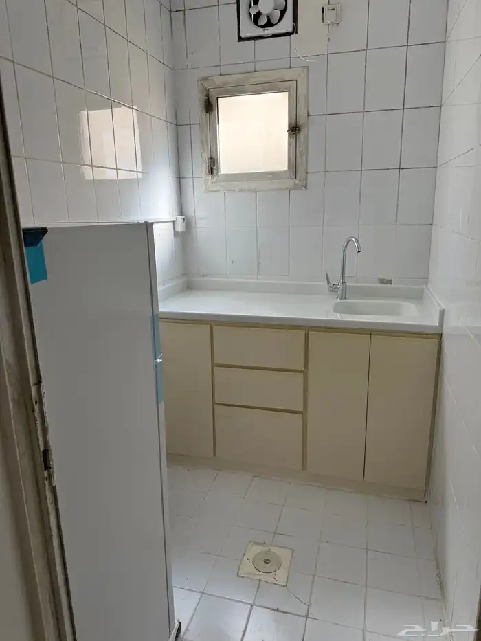 سويت قريب من جامعة الملك فيصل 5