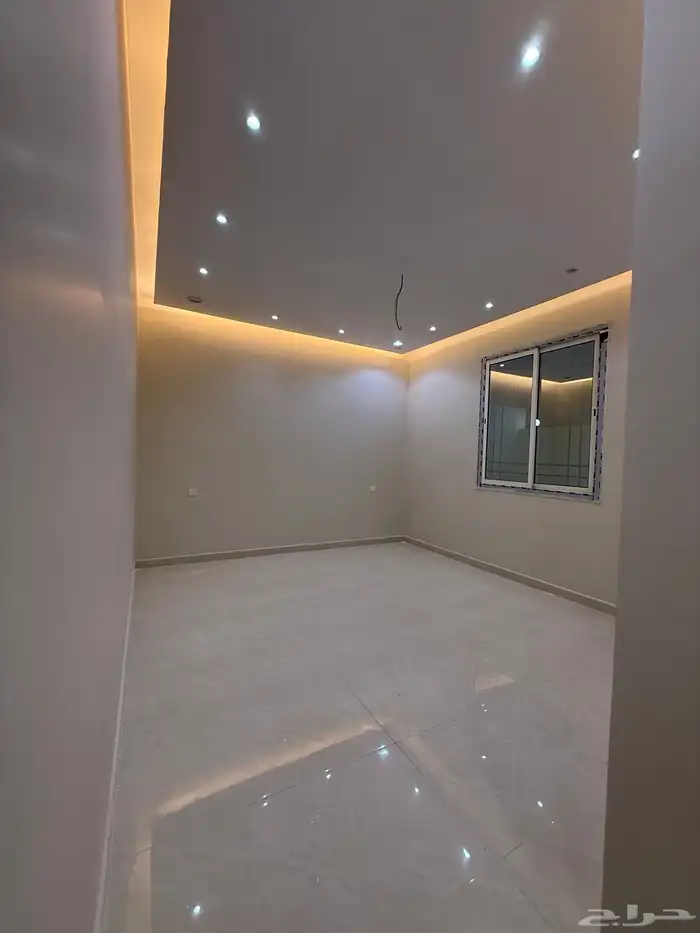 دور فاخر للبيع حي المحيسن النموذجي مقابل القطار شارعين 32