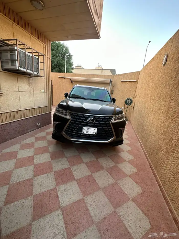 جيب لكزس 2018 1