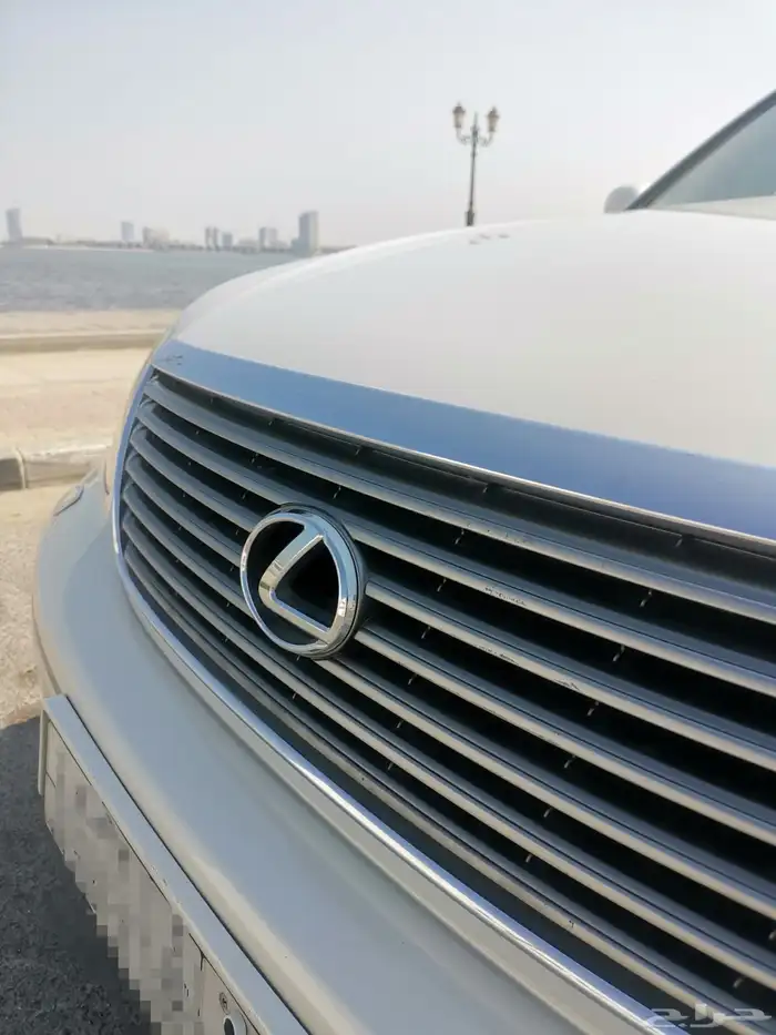 لكزس LS430 موديل 2006 16
