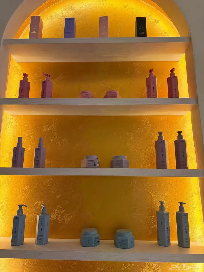 للتقبيل صالون نسائي 56