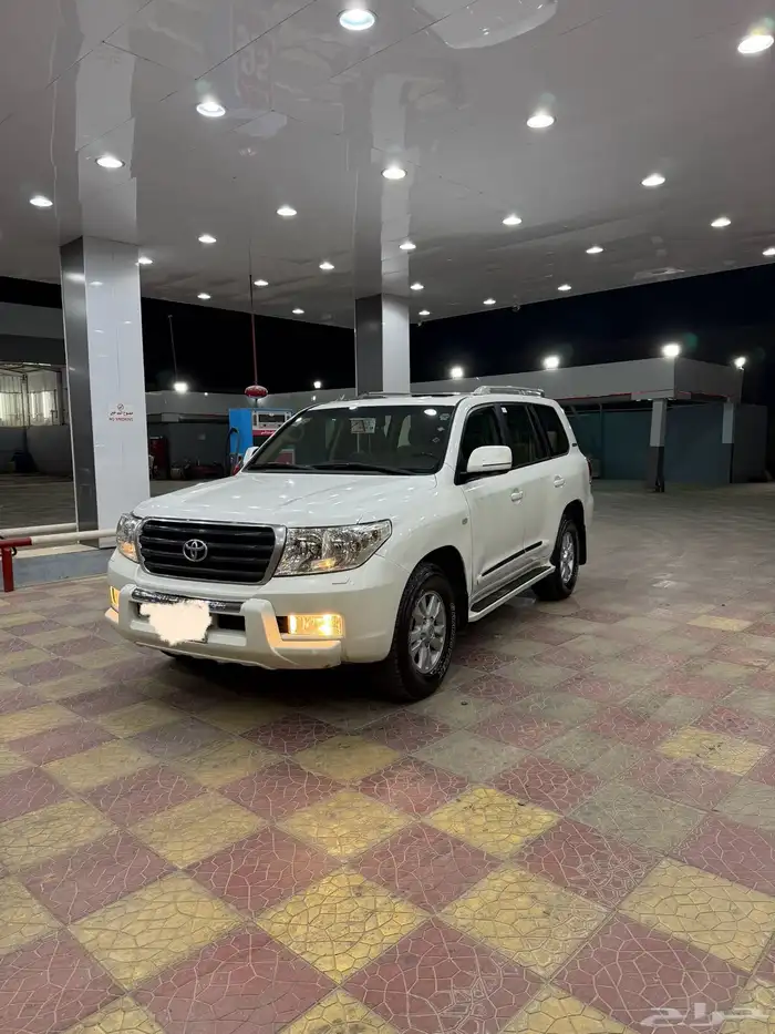 للبيع جيب لاندكروزر 2011 فل كامل بدي وكالة 60عام 5