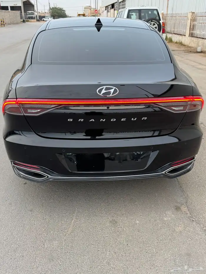 ازيرا 2021 بنزين 67