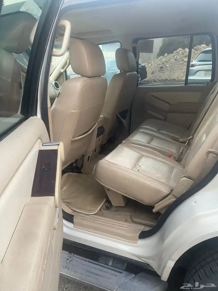 فورد اكسبلورر (8 سلندر دبل) 4