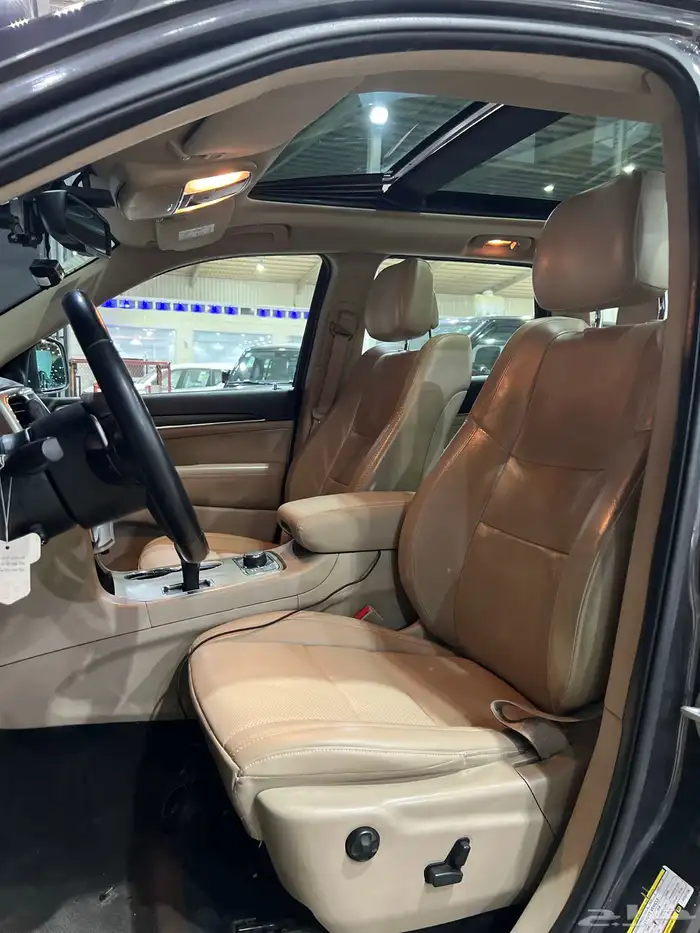 جراند شيروكي 2015 ليمتد 12