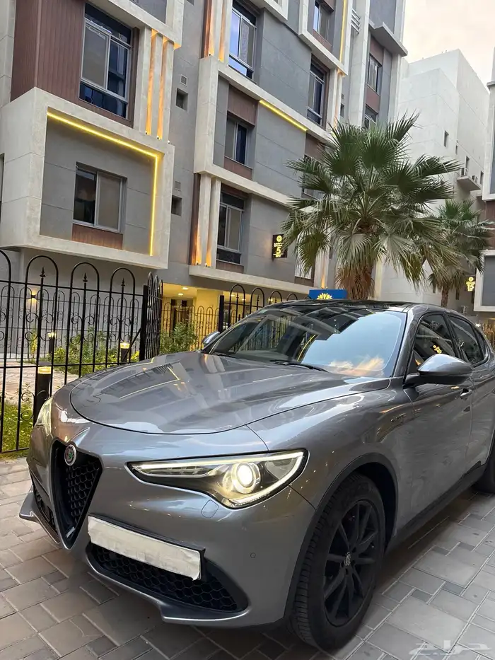 ألفا روميو ستليفو سوبر 2020 مخزن 4