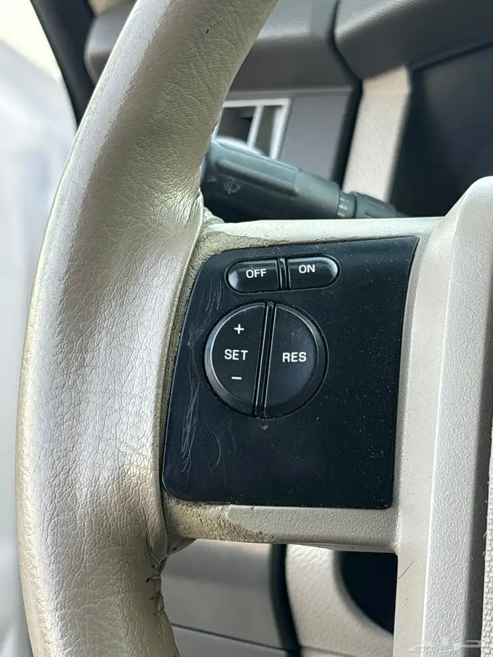 فورد اكسبديشن 2013 نص فل طويل سعودي XLT بدون دبل 22