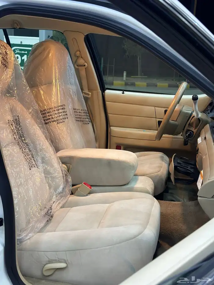 فورد فكتوريا 2011 بوليسي بدي وكالة 24