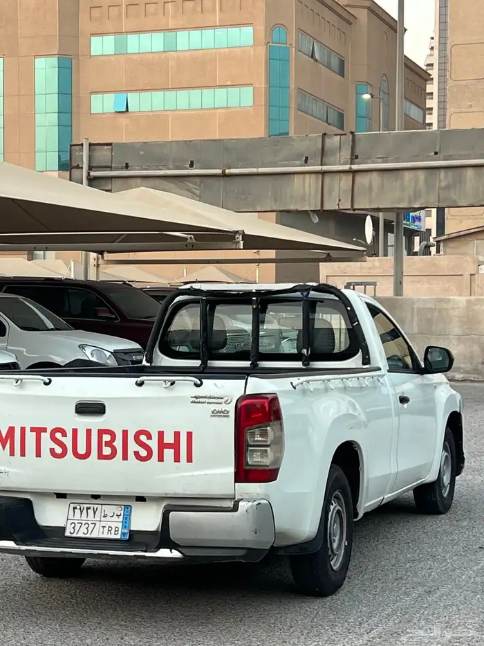 ميتسوبيشي 200L موديل 2020 2021 حبتين غماره ديزل 11