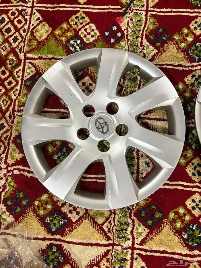 طيس كامري 2010 2011 ستاندر 1