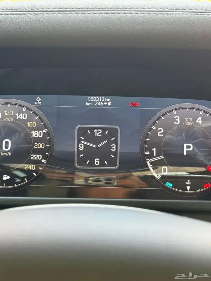 للبيع ديفندر SE موديل 2020 ماشي 70 الف كندا 17