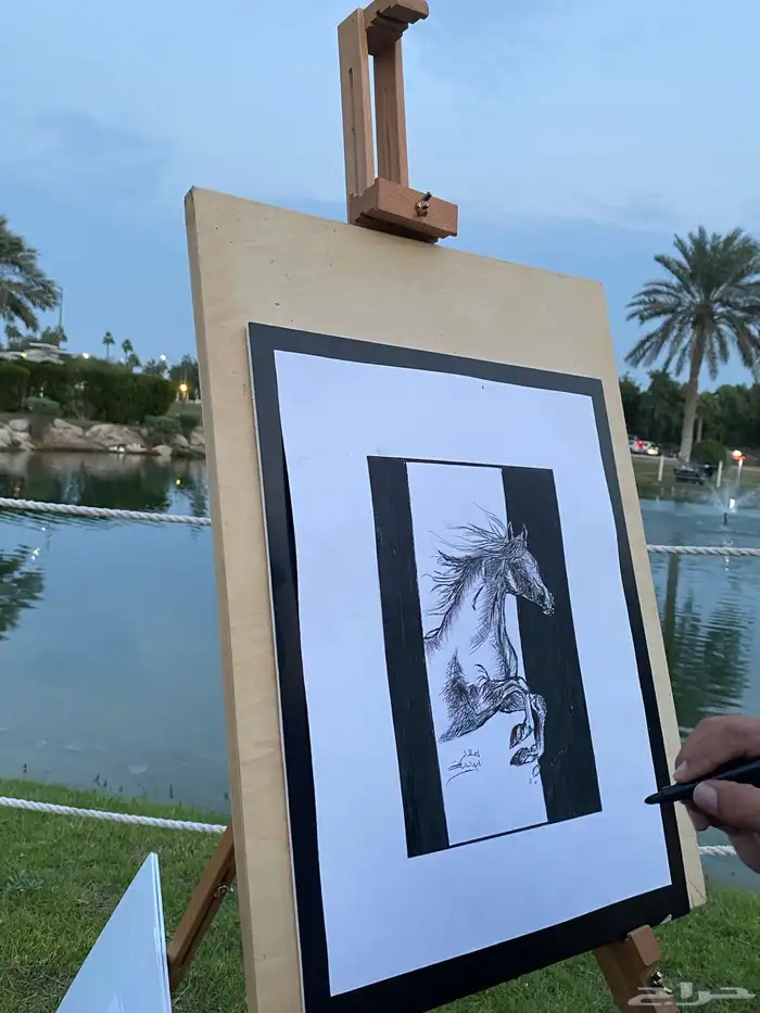 شخصيّتك  بخطّي  رسام تنفيذ طلبات 1