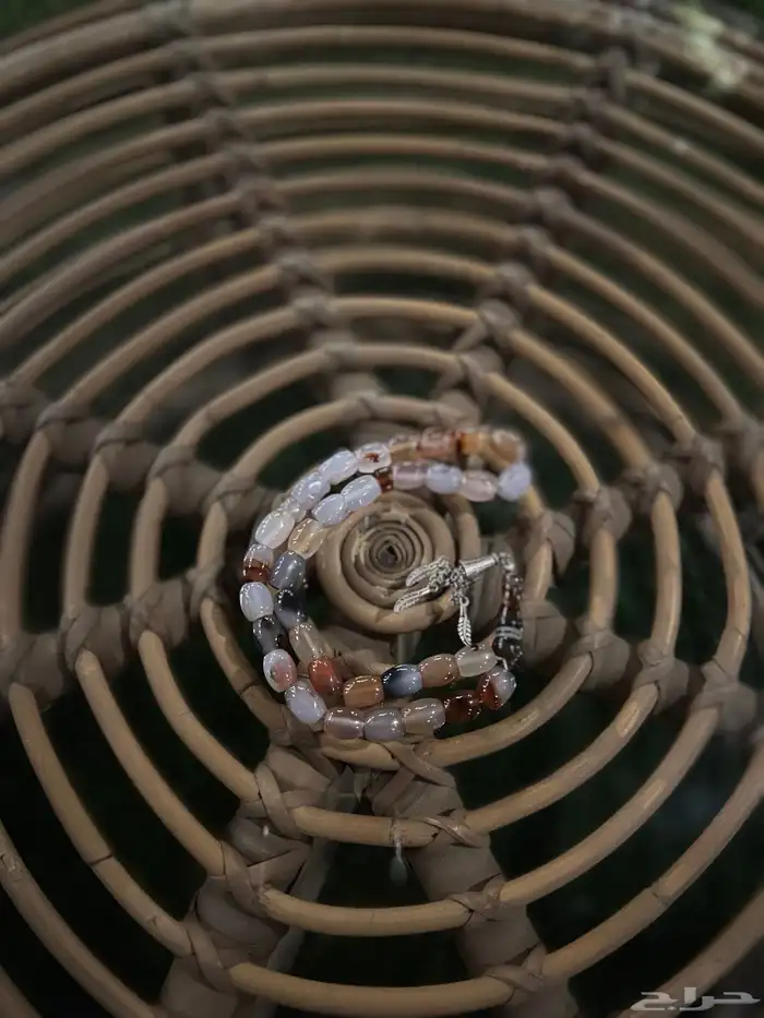 مسبحة عقيق يماني بتدرجات لونية ملفته للانظار 2