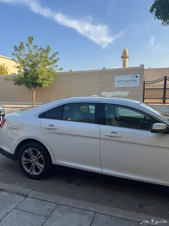 فورد تورس ستاندر موديل 2018 التواصل ب السومه واتس 3