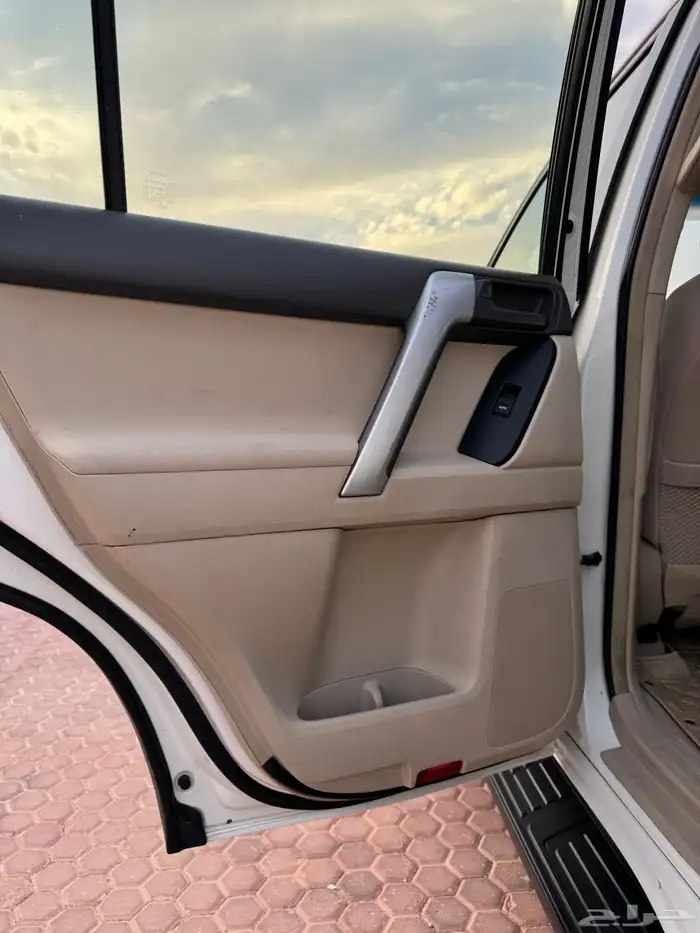 برادو 2018 فطيمي فل كامل فتحة دوفلك ثلاجة نظيف جدا 24