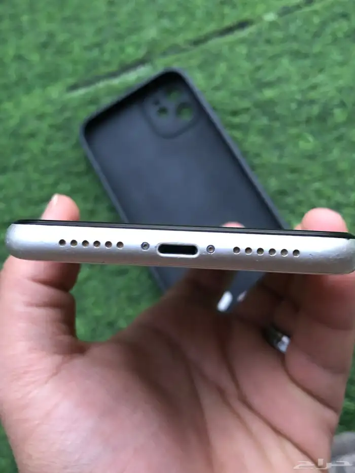 ايفون 11 للبدل او البيع نضيف شرط 2