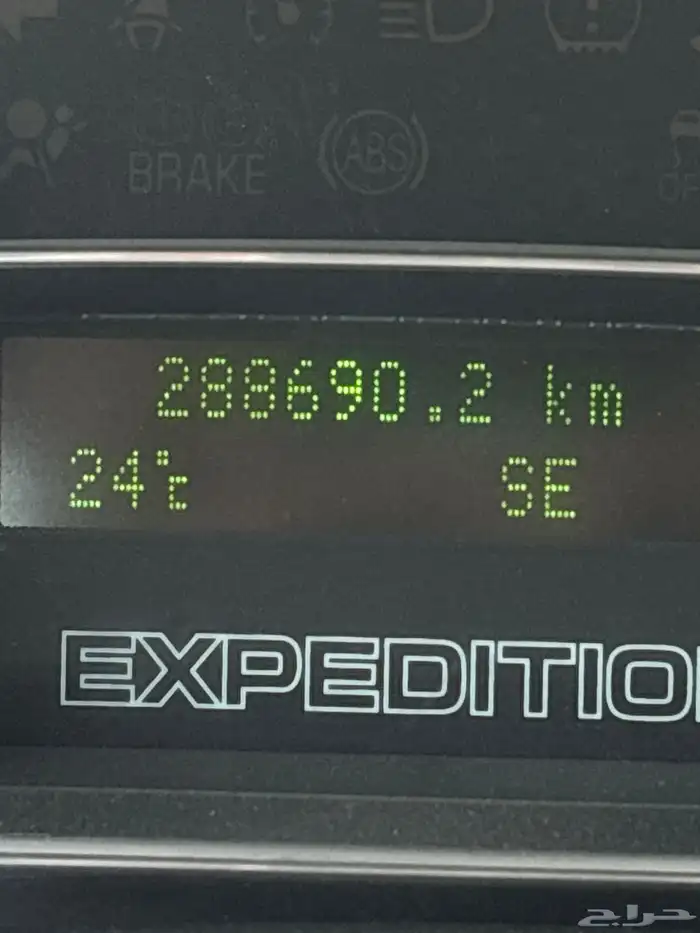 فورد اكسبديشن 2013 نص فل طويل سعودي XLT بدون دبل 26