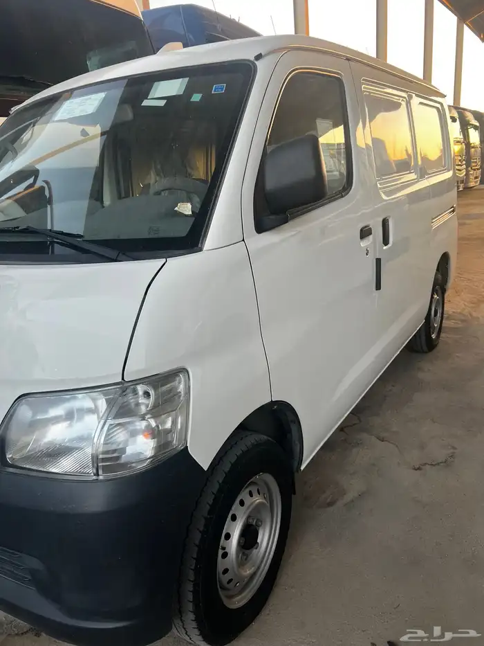 فان باص لايت اس 2024 0