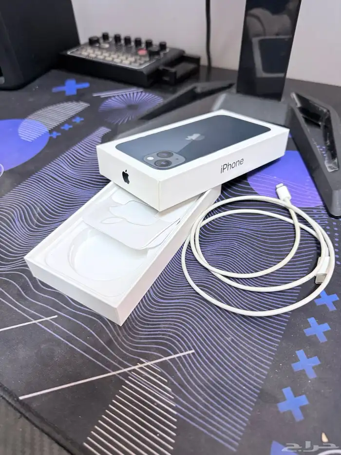 ايفون 13 عادي 128 GB 10