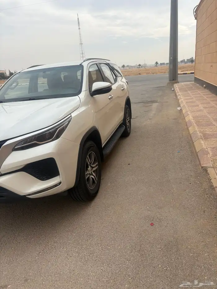 فورتشنر 2022 ديزل البيع 1