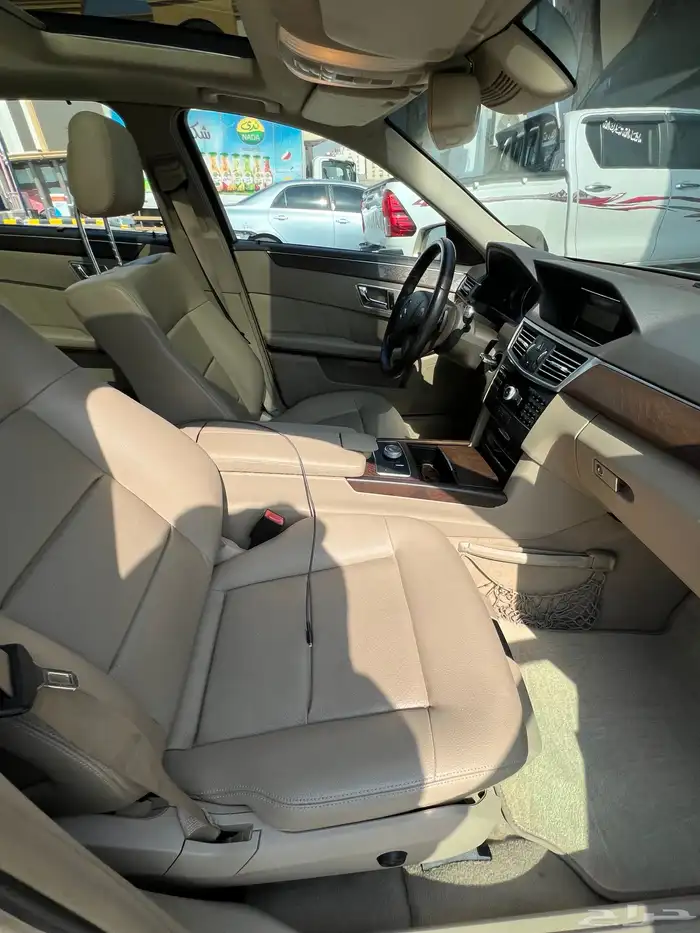 مرسدسE300جفالي مديل 20210 بانوراما دفع خلفي v6 15