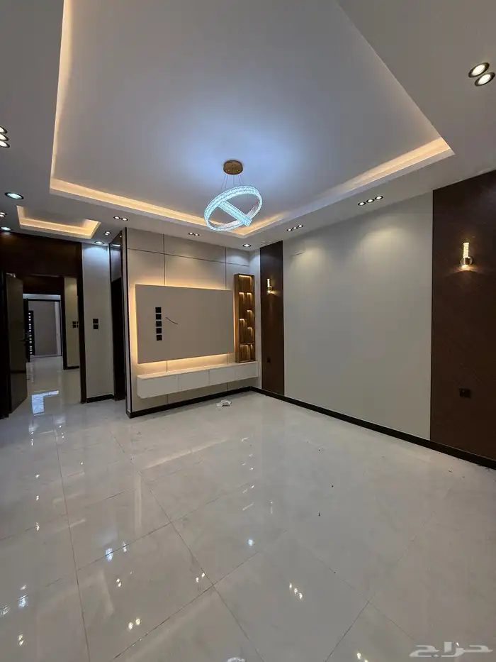 شقه ارضيه 6 غرف بمداخل مستقله قرب ممشي الراقي-بسعر550الف 11