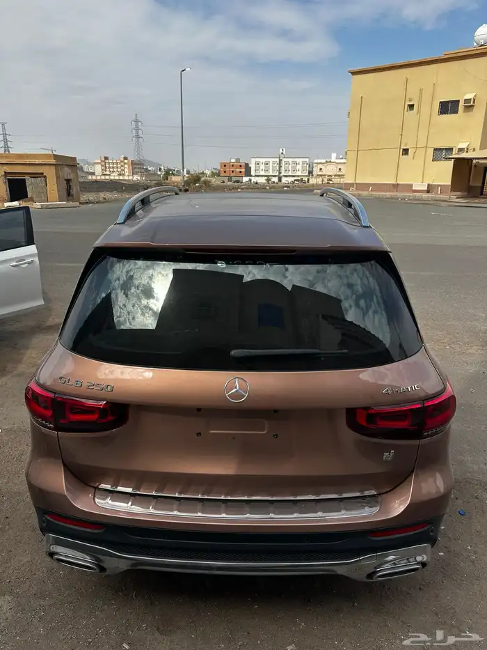 Mercedes-Benz GLB 250   2022 Model 1