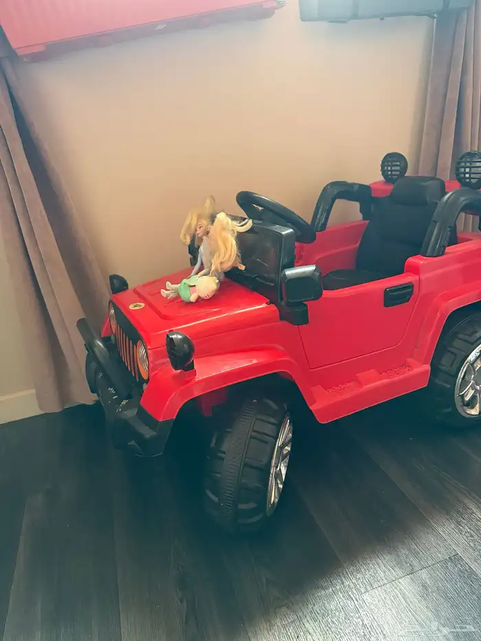 سيارة أطفال مع ريموت وشاحن 0
