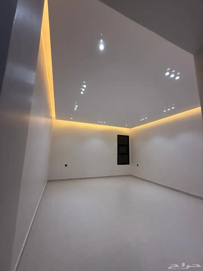 دور للبيع حي الشروق على اليمين 5 غرف فاخر شغل شخصي 17