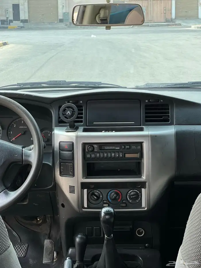 نيسان ربع 2011 7