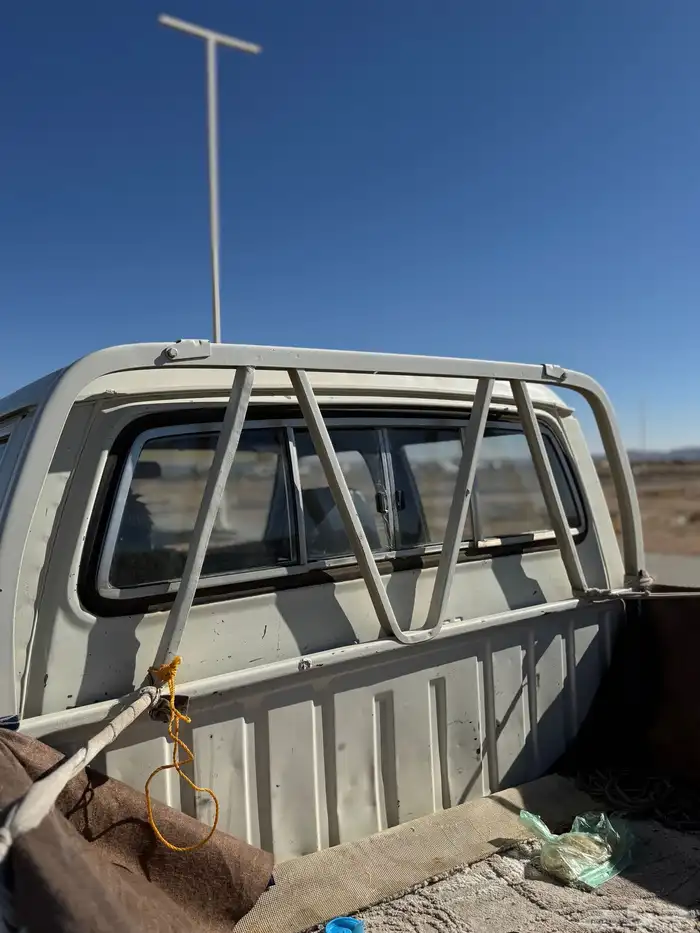 هايلكس 82 وكالة 9