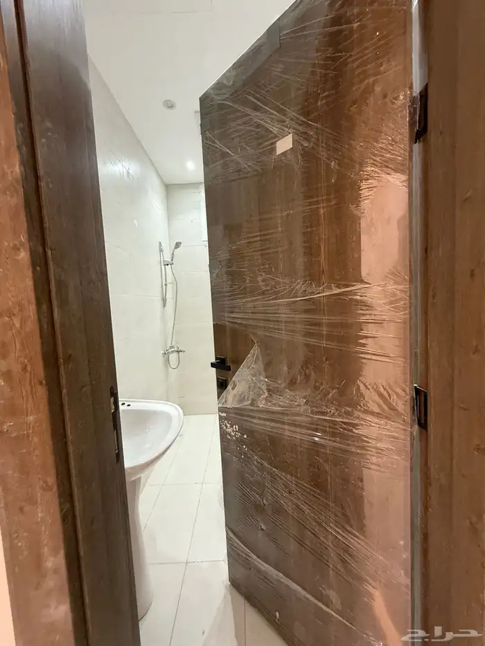 دور فاخر للبيع حي المحيسن النموذجي مقابل القطار شارعين 29