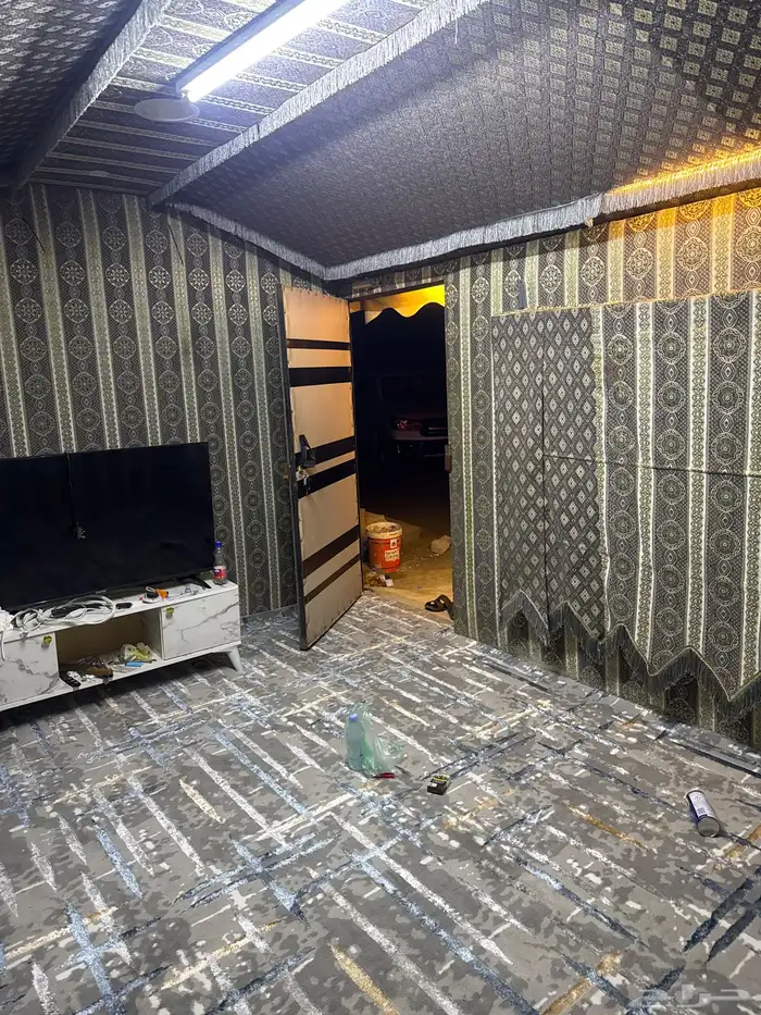 بيت شعر للبيع 1