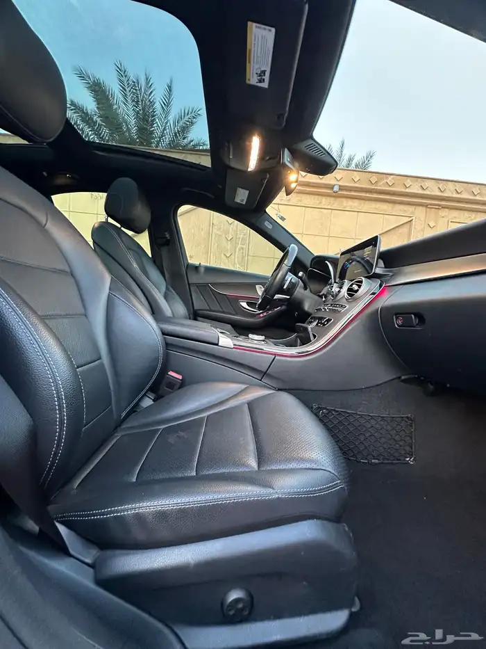 مرسيدس بانوراما C300 2020 فل كامل نظيف للبيع بطاقة جمركية 9