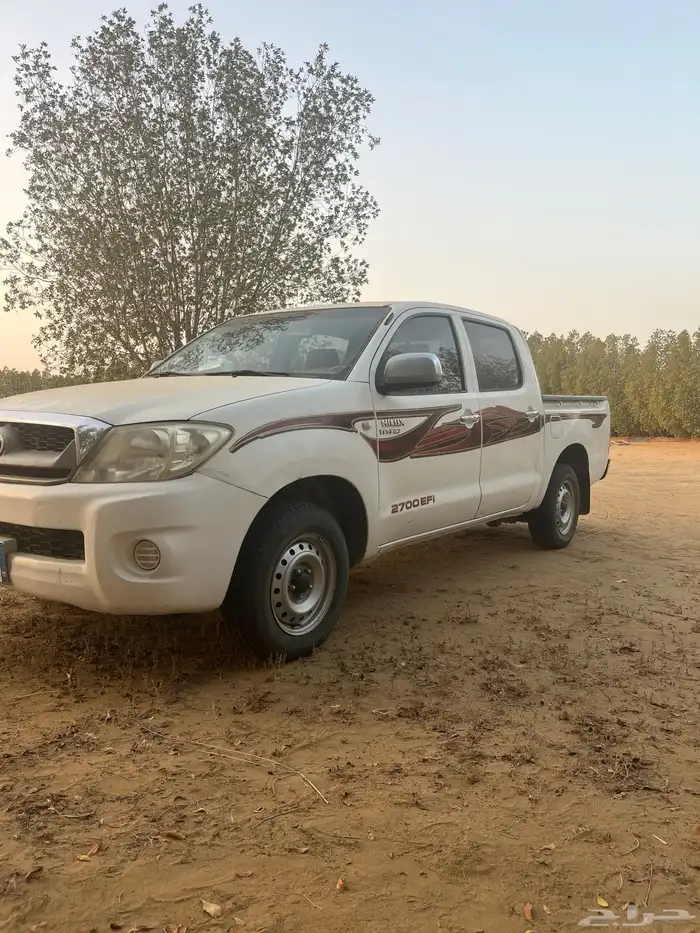 هايلوكس للبيع 8