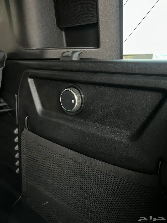 ديفندر 2020 110 HSE V6 10