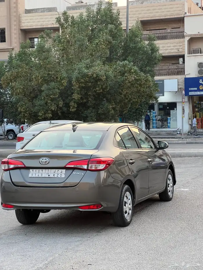 تويوتا يارس موديل 2019 نظيف 11