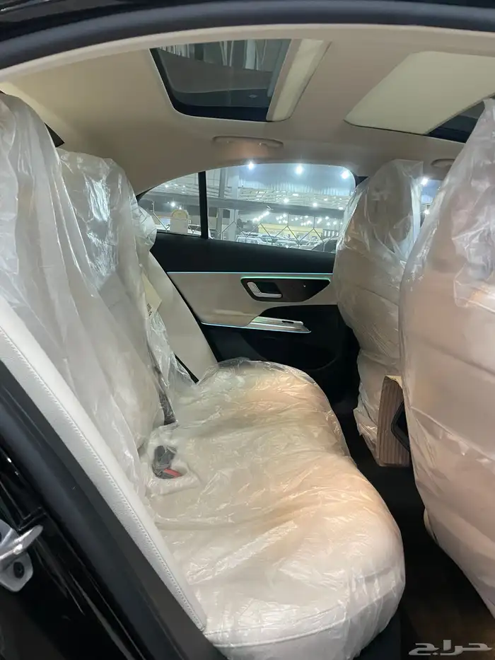 مرسيدس E200 موديل 2025 فل كامل 11