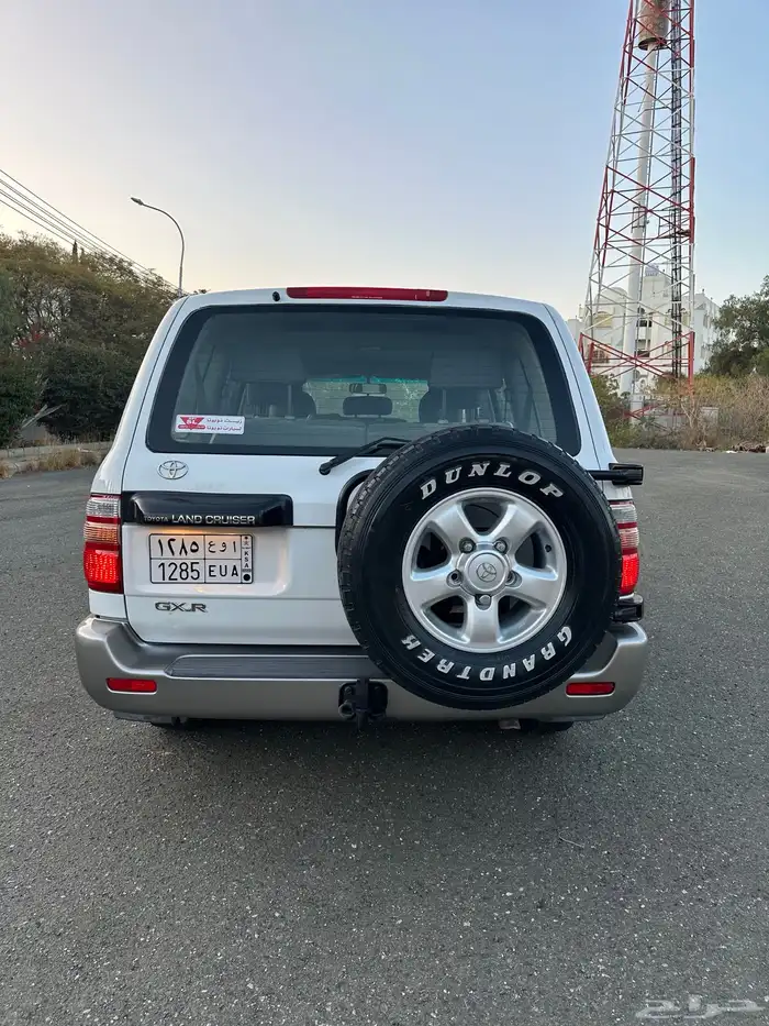 لاندكروزر 2001 نظيف جدا 6