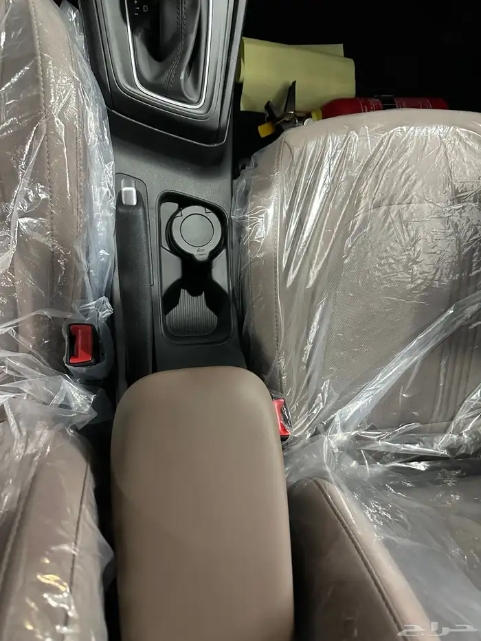 اكسنت استاندر الناغي اللون فضي موديل 2026 8