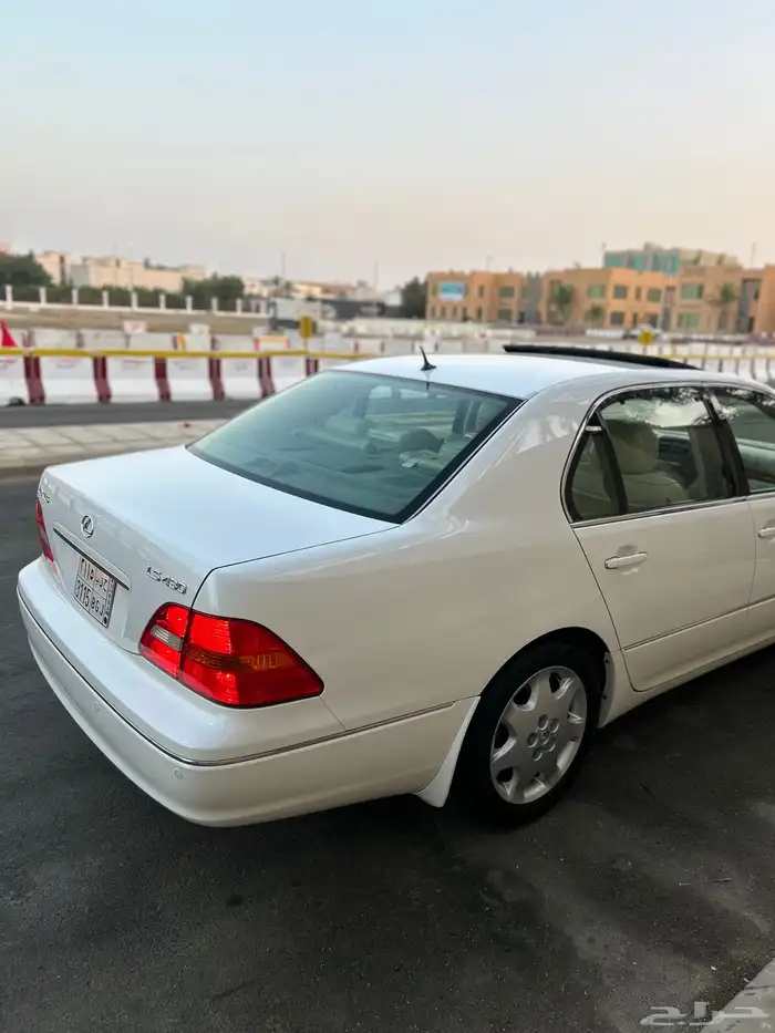 لكزس سعودي 2001 11