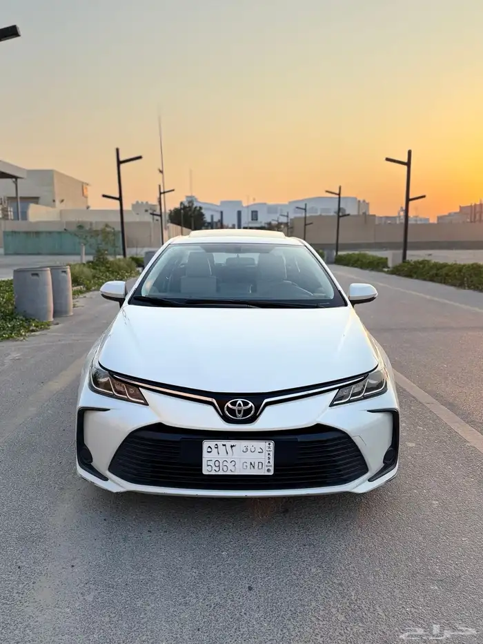 للبيع كورلا 2020 فتحة 2.0 مالك اول 1