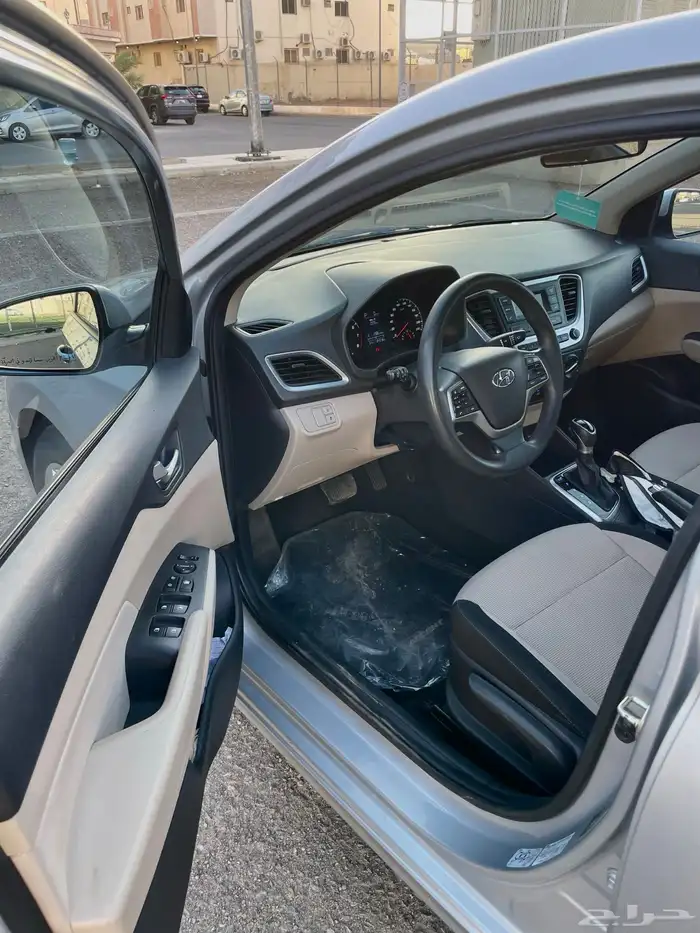 اكسنت 2022 وكالة تم البيع 13