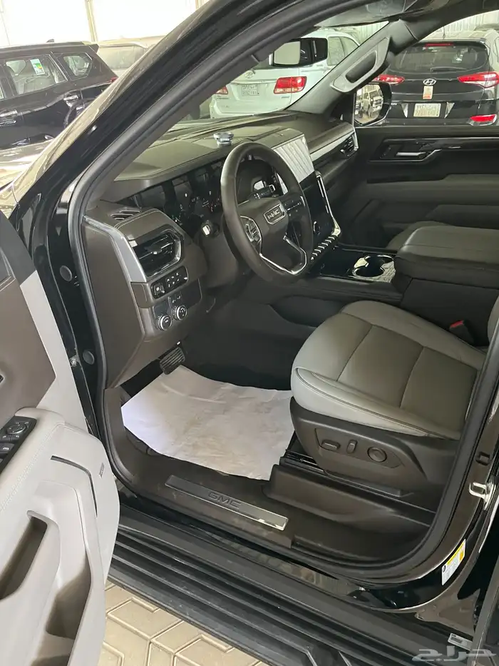 يوكن 2025 الفيشن ممشى قليل الجميح 22