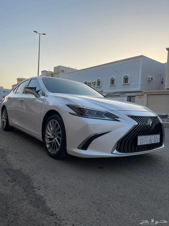 لكزس 2019 ES350 DD ممشى قليل 7