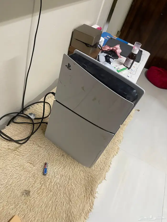 سوني فايف سليم ماقد خش الصيانة ولا قد طاح معه 2 يدات 1