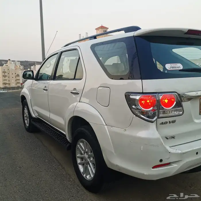 تويوتا فورتشنر 2013 فل V6. قير عادي دفلك 12